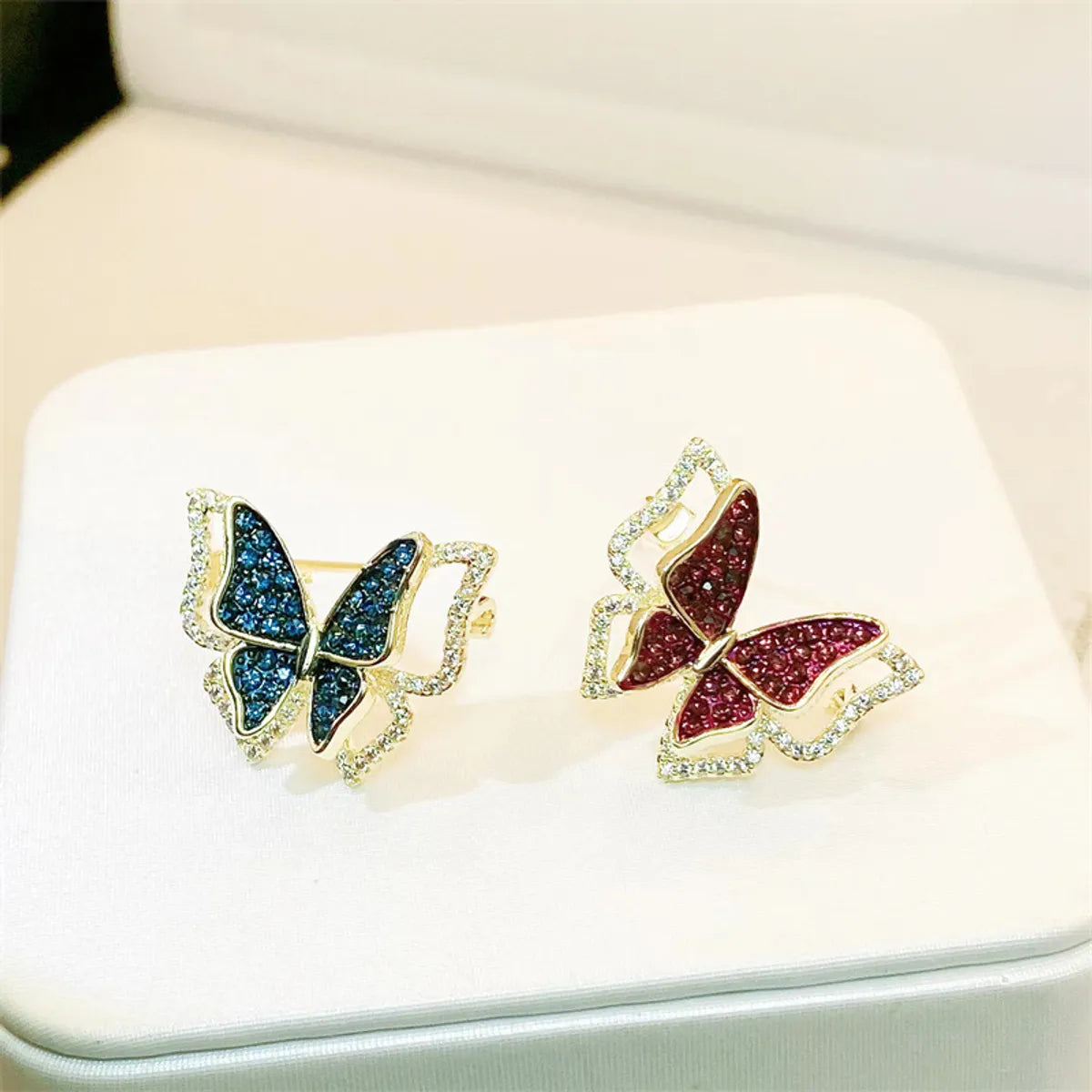 Korean Style Butterfly Copper Inlay Zircon Women'S Brooches