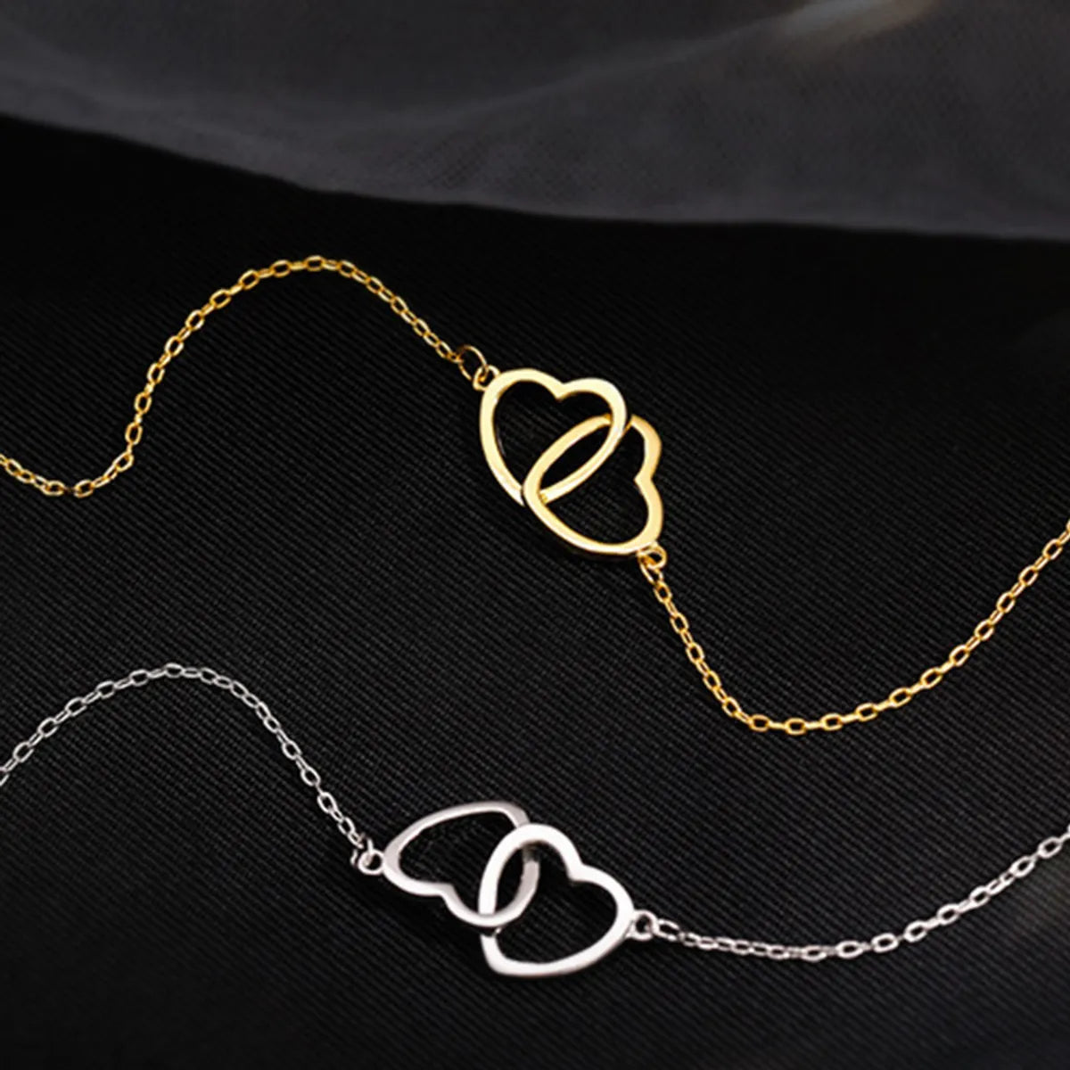 Korean Style Double Heart Stitching Interlocking Necklace