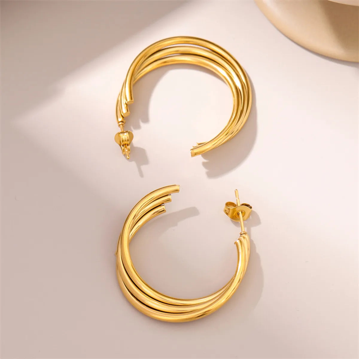 1 Pair Retro Simple Style C Shape Plating Stainless Steel 18k Gold Plated Ear Studs