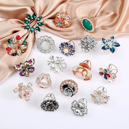 Korean Style Number Flower Butterfly Imitation Pearl Alloy Crystal Enamel Inlay Artificial Gemstones Women'S Brooches