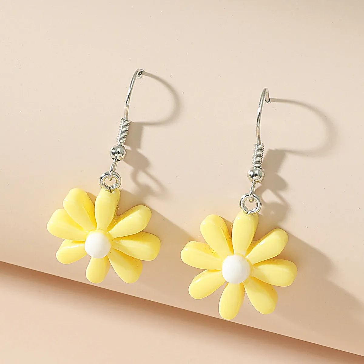 Korean Style Resin Daisy Earrings Wholesale