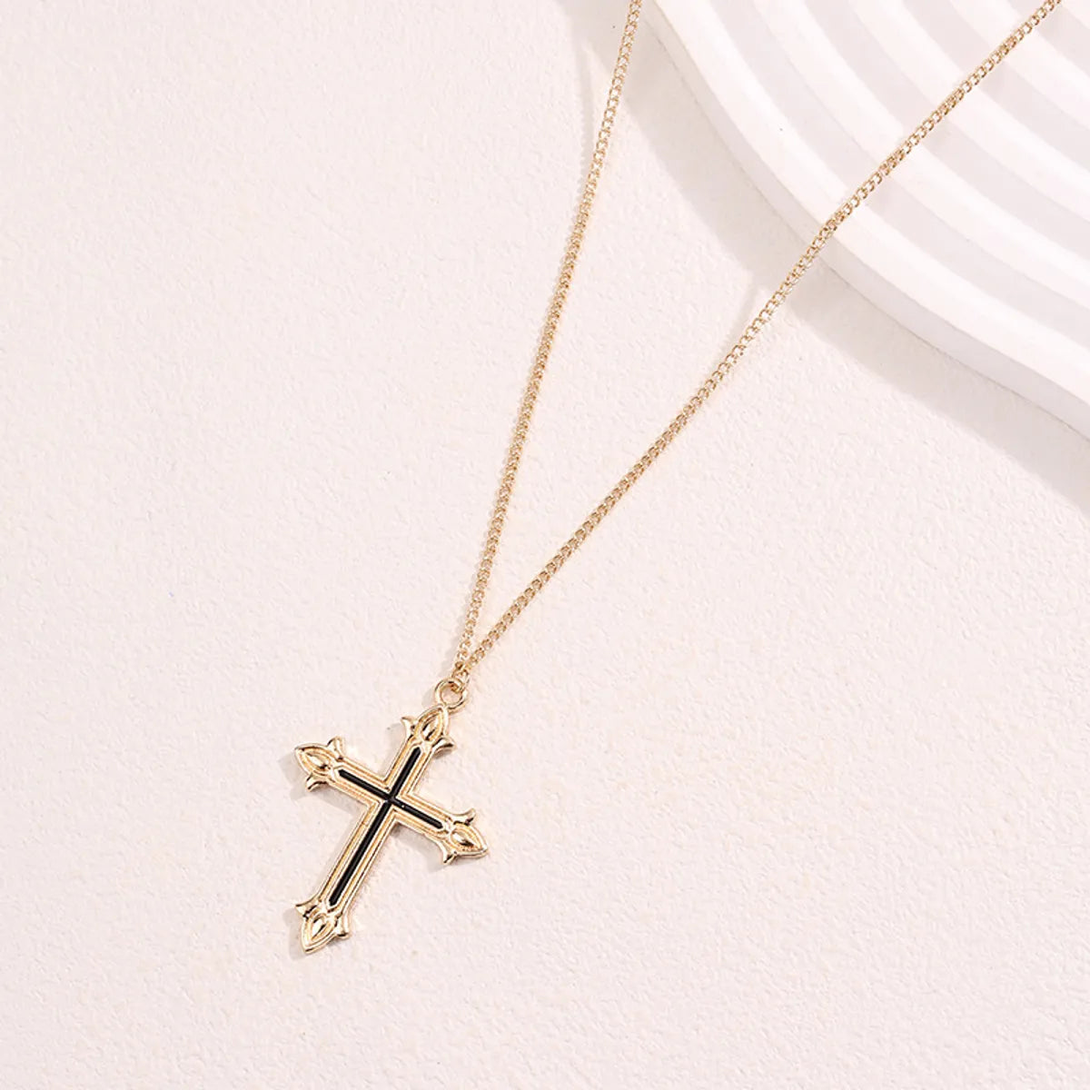 Lady Cross Alloy Zinc Alloy Plating Women'S Pendant Necklace