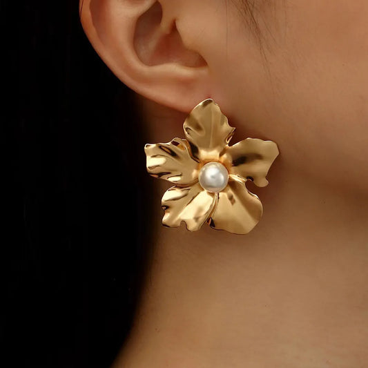 Lady Flower Alloy Plating Inlay Artificial Pearls Women'S Ear Studs