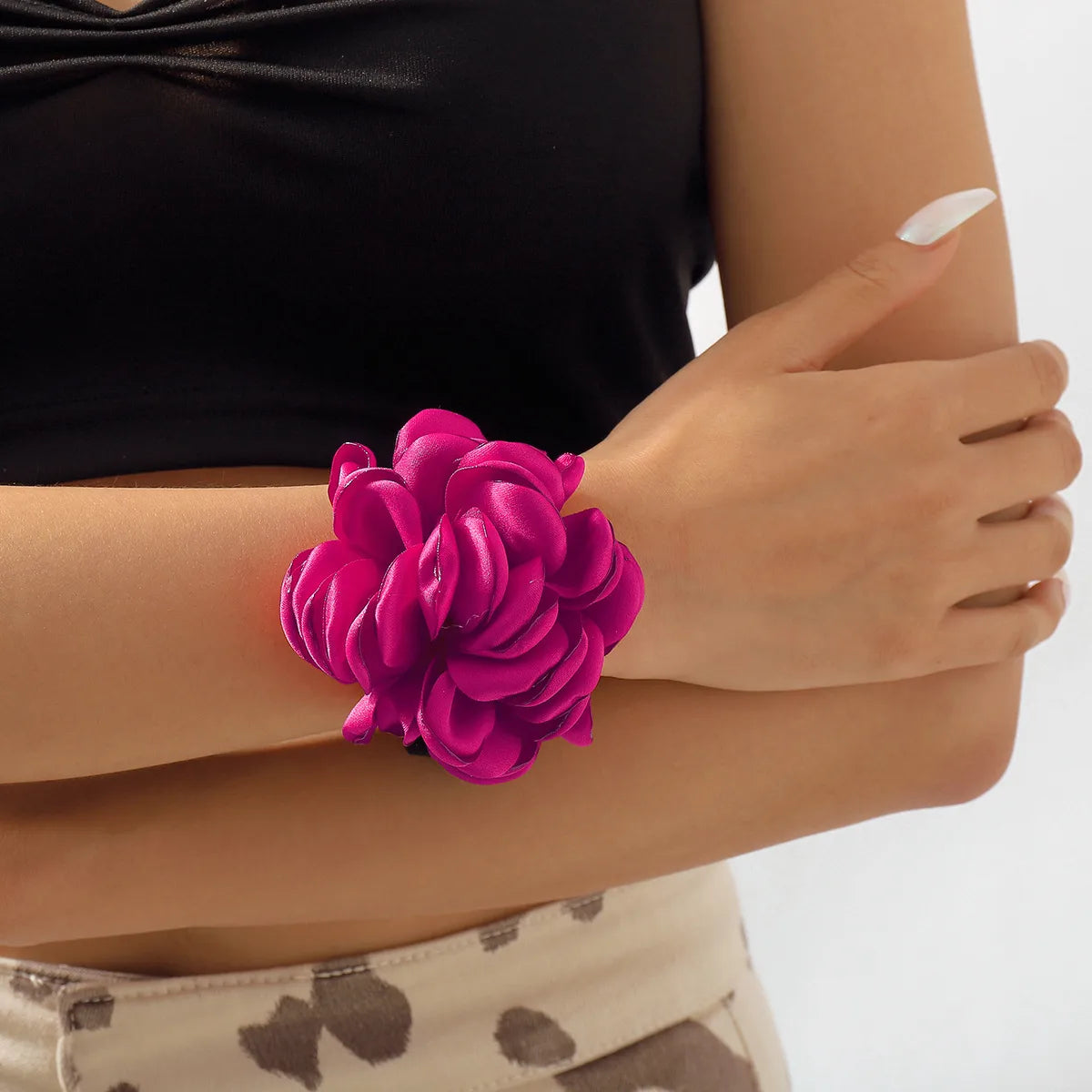 Lady Flower Petal Cloth Flannel Women'S Wristband