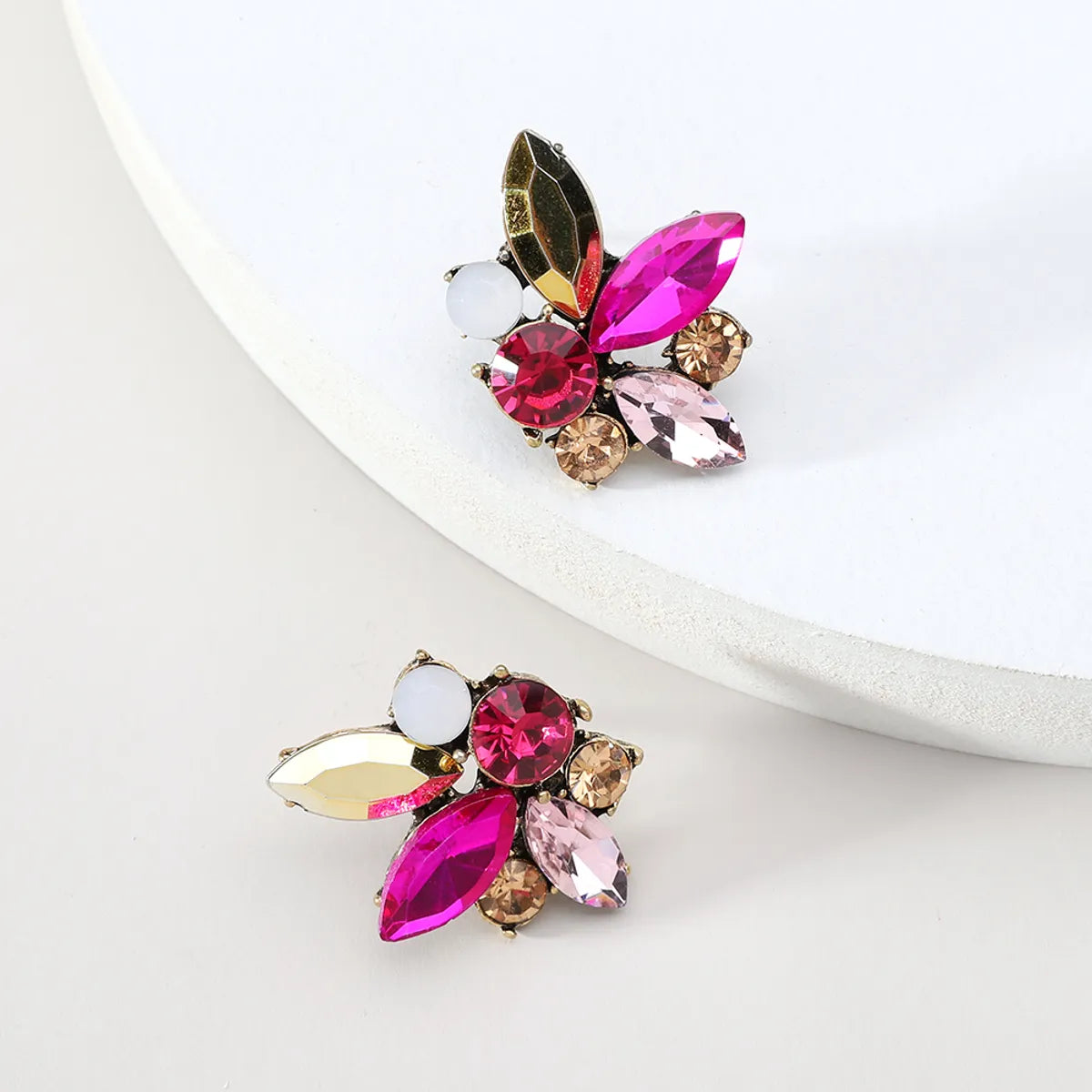 Lady Geometric Rhinestone Inlay Artificial Gemstones Women's Ear Studs