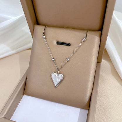 Lady Heart Shape Titanium Steel Plating Gold Plated Pendant Necklace