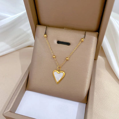 Lady Heart Shape Titanium Steel Plating Gold Plated Pendant Necklace