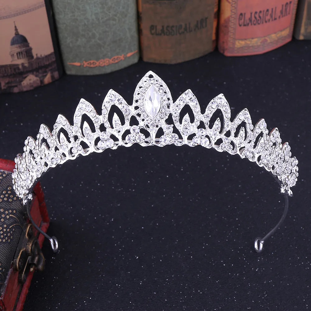 Lady Leaf Alloy Inlay Rhinestones Crown 1 Piece