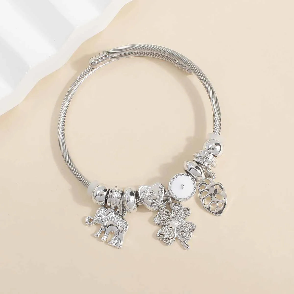 Lady Modern Style Sweet Swan Starfish Heart Shape 304 Stainless Steel Zircon Bangle In Bulk