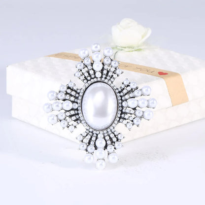 Lady Pearl Alloy Inlay Rhinestones Women'S Brooches