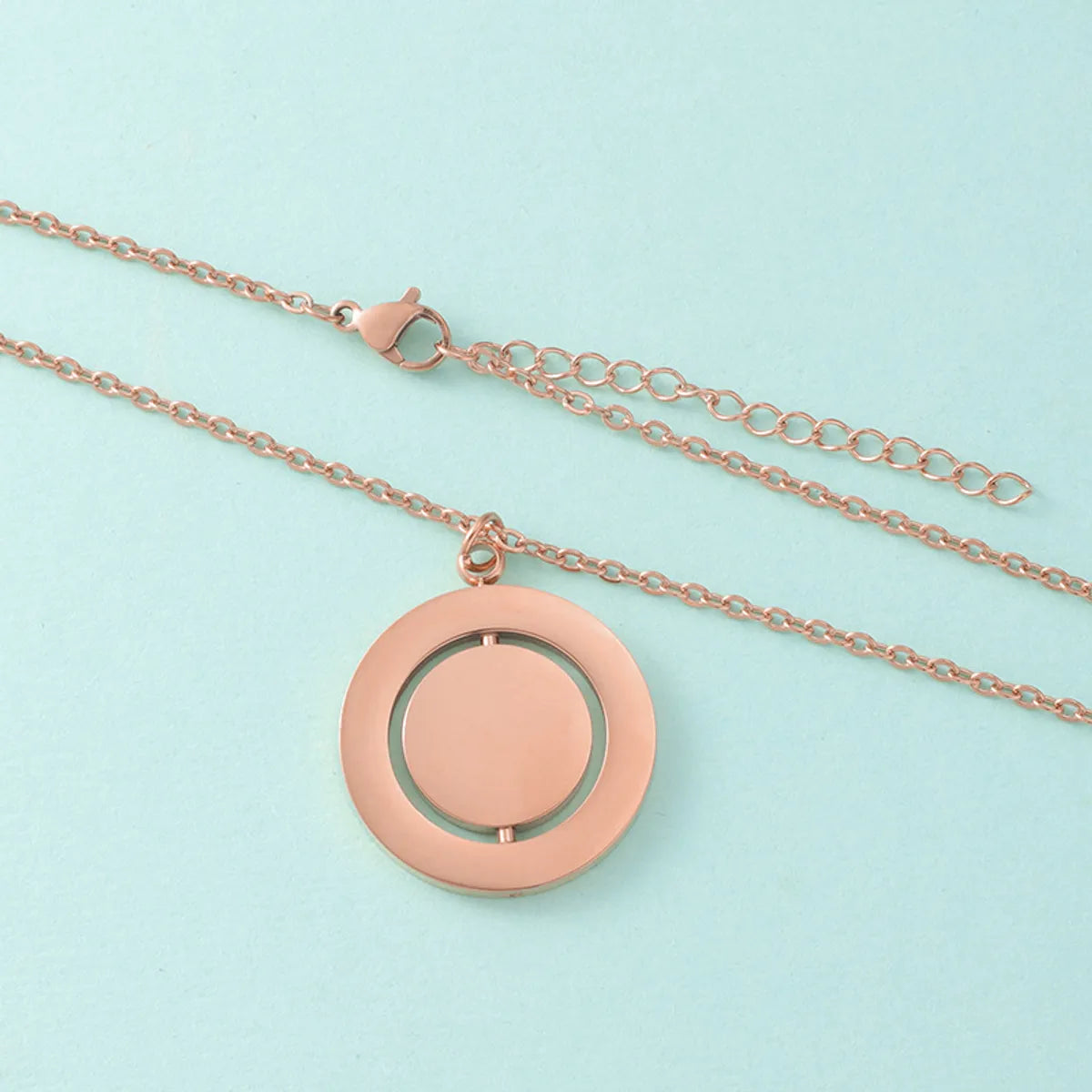 Lady Round Stainless Steel Pendant Necklace In Bulk