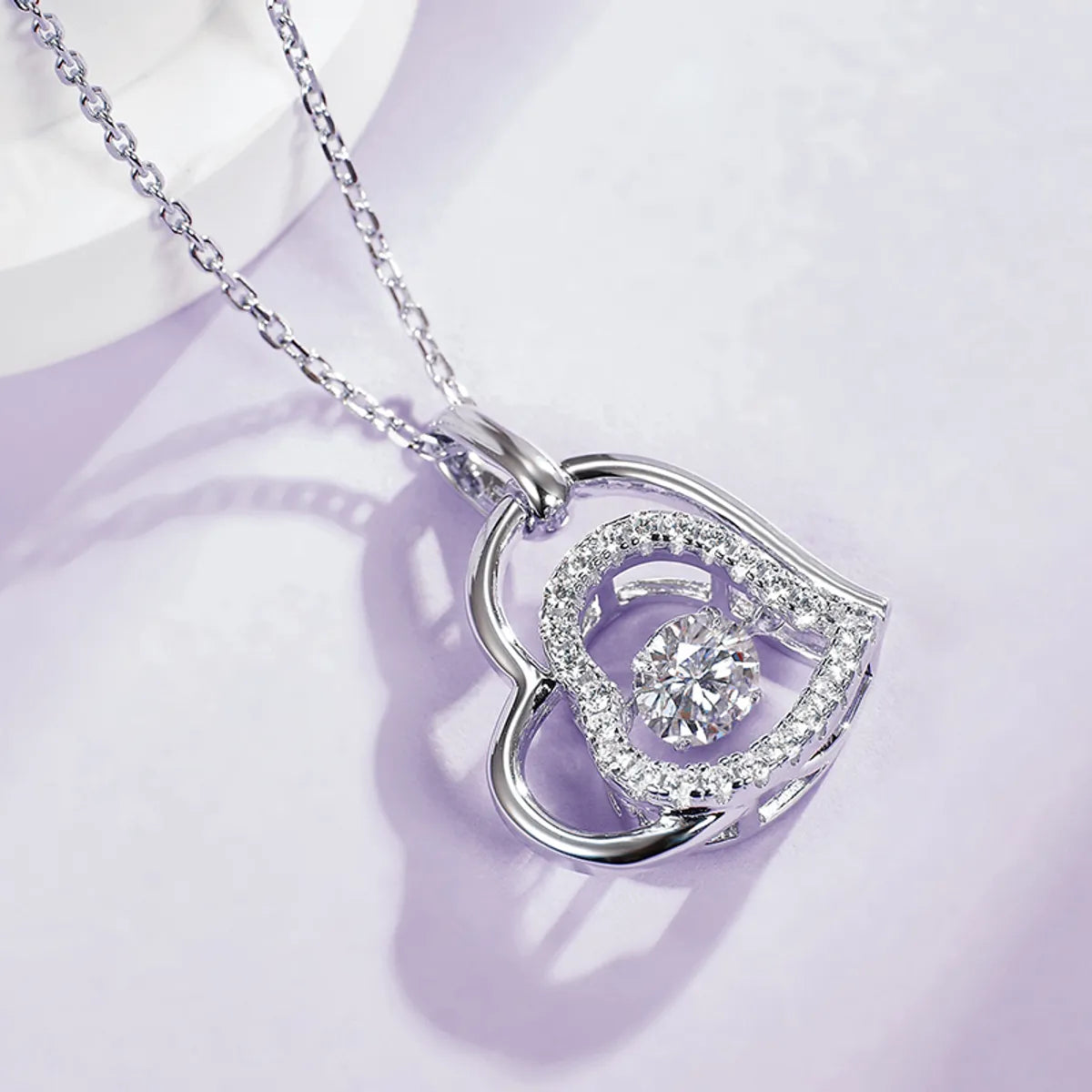 Lady Simple Style Classic Style Heart Shape Sterling Silver Gra Inlay Moissanite Rhodium Plated Pendant Necklace