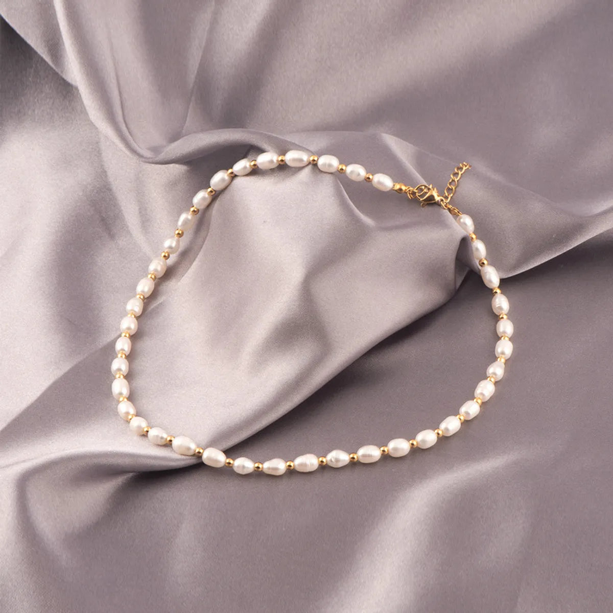 Lady Solid Color Freshwater Pearl Titanium Steel Beaded Plating Necklace