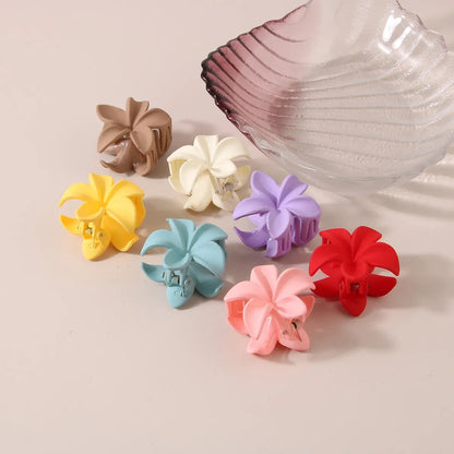 Women'S Lady Sweet Flower Plastic Stoving Varnish Hair Claws