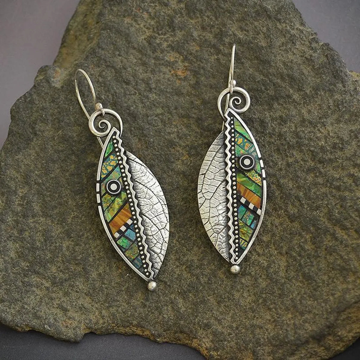 Vintage Style Leaf Plating Metal Artificial Gemstones Earrings