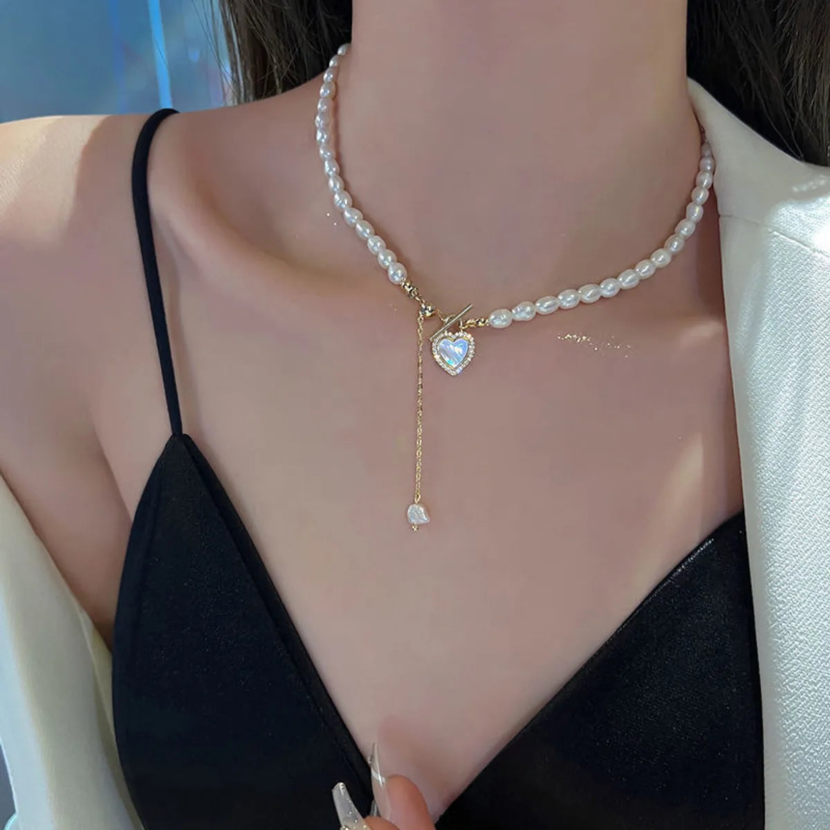 Love Stitching Pearl Japanese And Korean Necklace Design High-Grade Light Luxury Niche Clavicle Chain  New Women'S Necklace