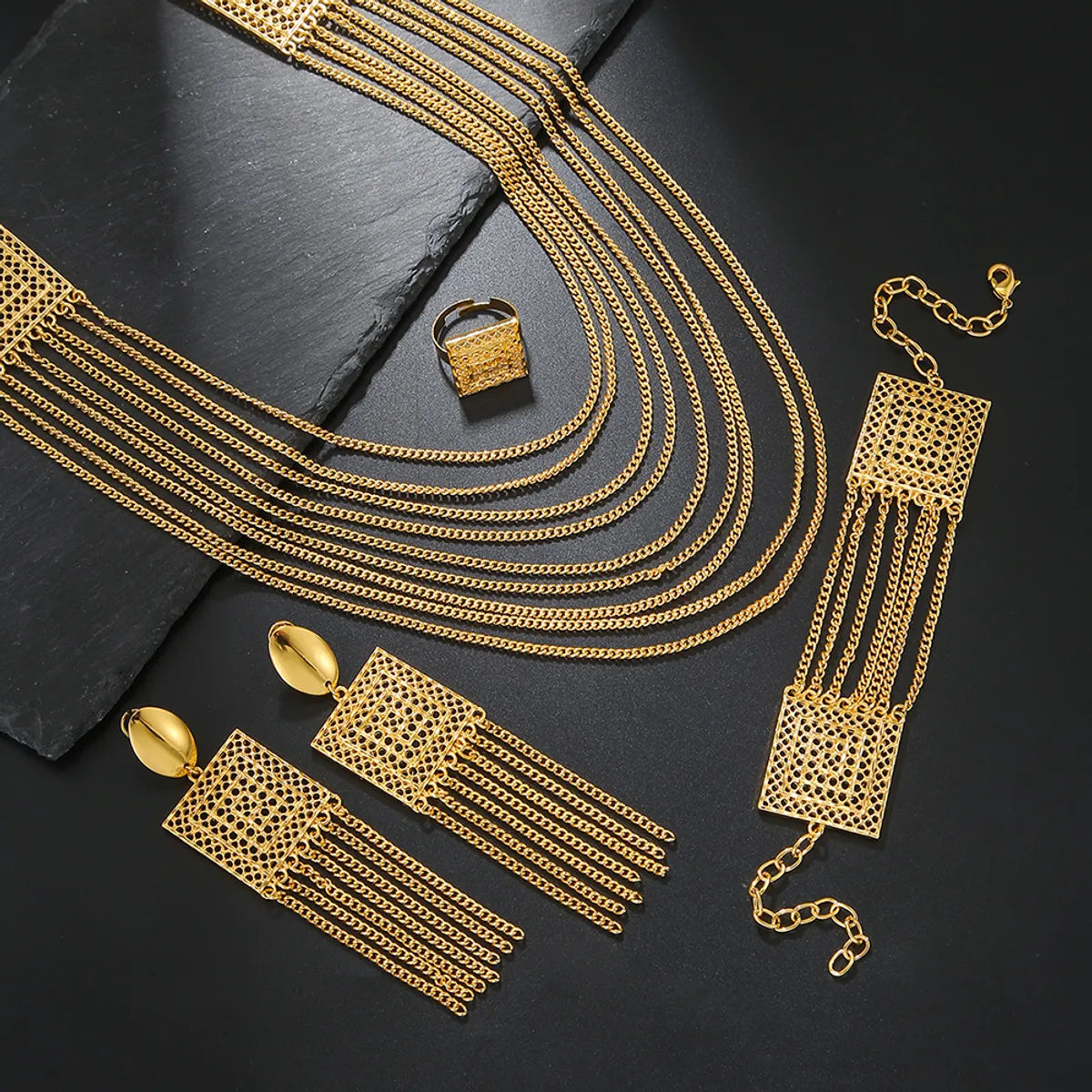 Luxurious Bridal Geometric Copper Tassel Plating 18k Gold Plated Jewelry Set