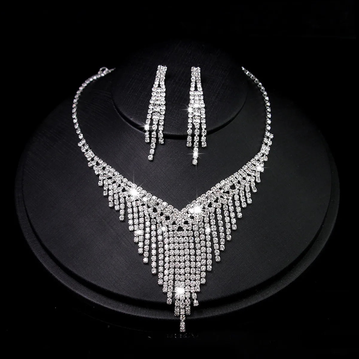 Luxurious Bridal Geometric Rhinestone Tassel Women's Jewelry Set