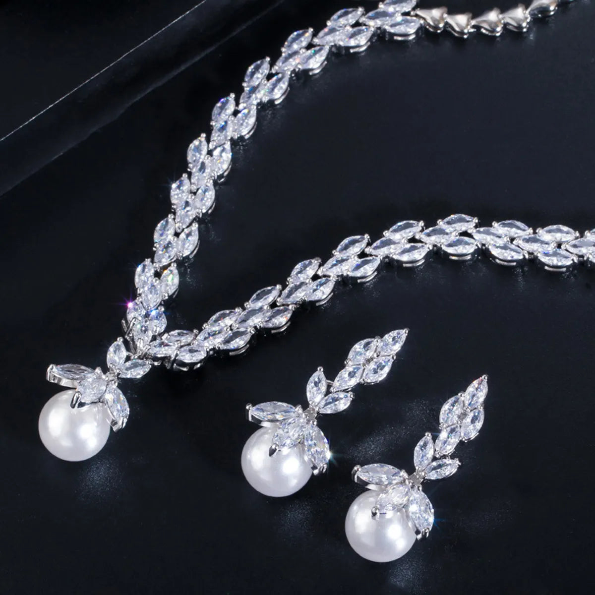 Luxurious Bridal Water Droplets Copper Plating Inlay Artificial Gemstones Artificial Pearls Shell White Gold Plated Rhodium Plated Jewelry Set