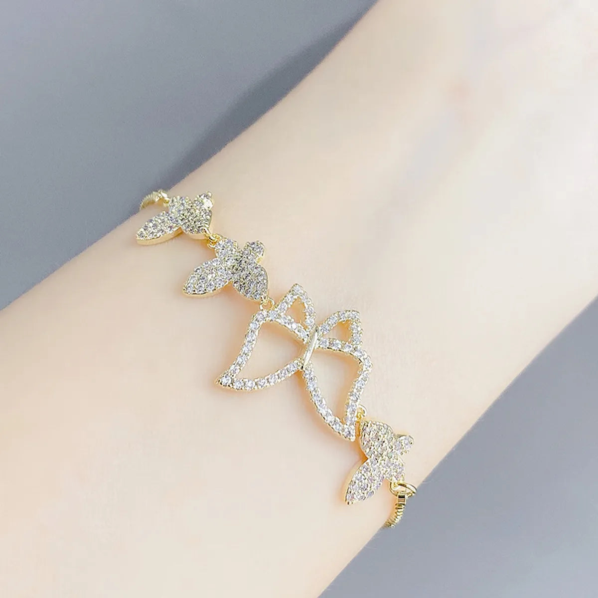 Luxurious Butterfly Copper Bracelets Gold Plated Zircon Copper Bracelets 1 Piece