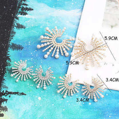 Luxurious Flower Alloy Plating Artificial Pearls Rhinestones Women's Ear Studs 1 Pair