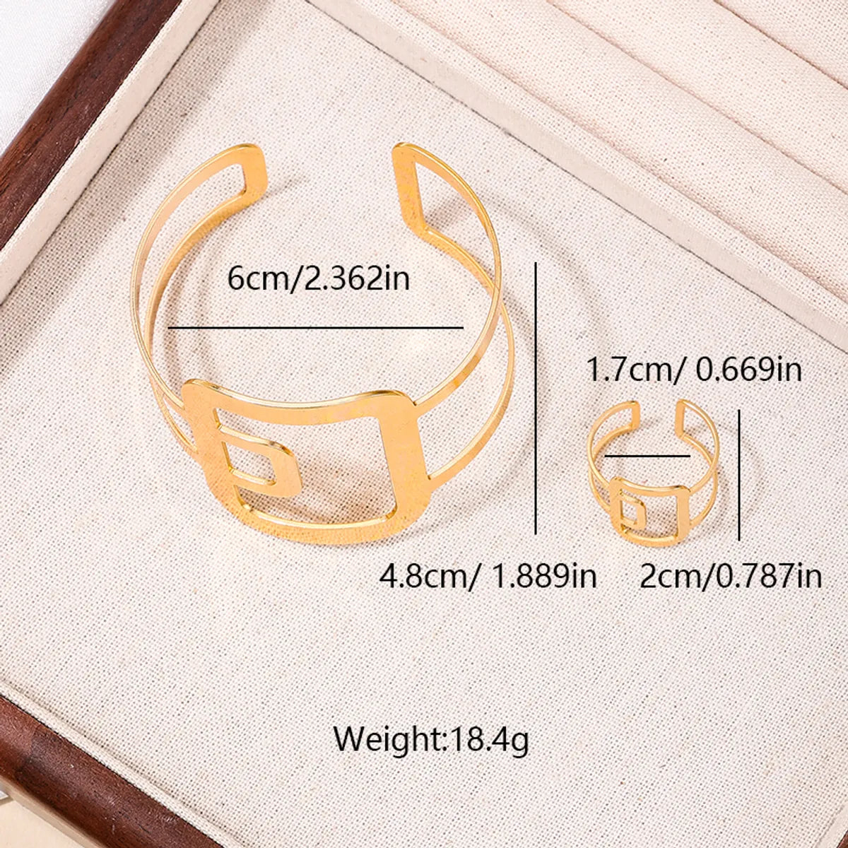 Luxurious Formal Geometric Square Alloy Hollow Out 14K Gold Plated Women'S Rings Bracelets