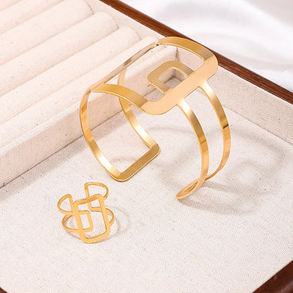 Luxurious Formal Geometric Square Alloy Hollow Out 14K Gold Plated Women'S Rings Bracelets