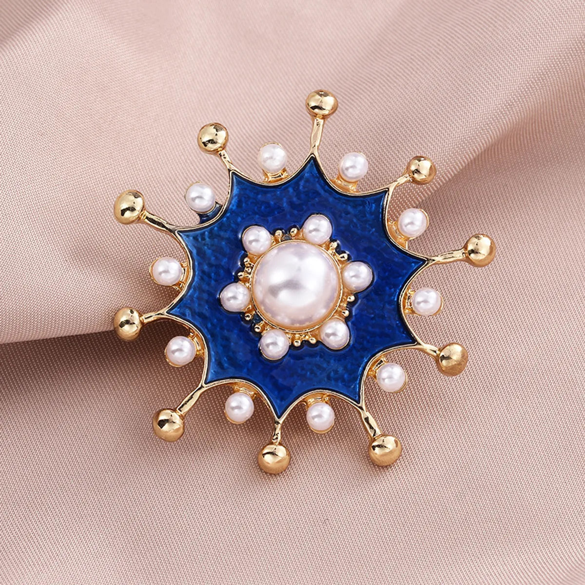 Luxurious Geometric Alloy Inlay Artificial Pearls Rhinestones Women'S Brooches