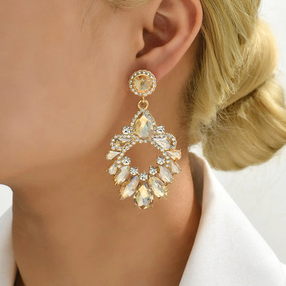 1 Pair Luxurious Geometric Inlay Alloy Rhinestones Glass Gold Plated Chandelier Earrings Drop Earrings