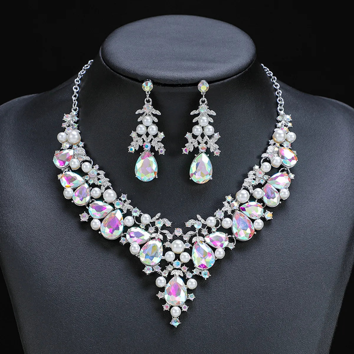 Luxurious Geometric Alloy Plating Inlay Artificial Pearls Rhinestones Glass Women's Earrings Necklace