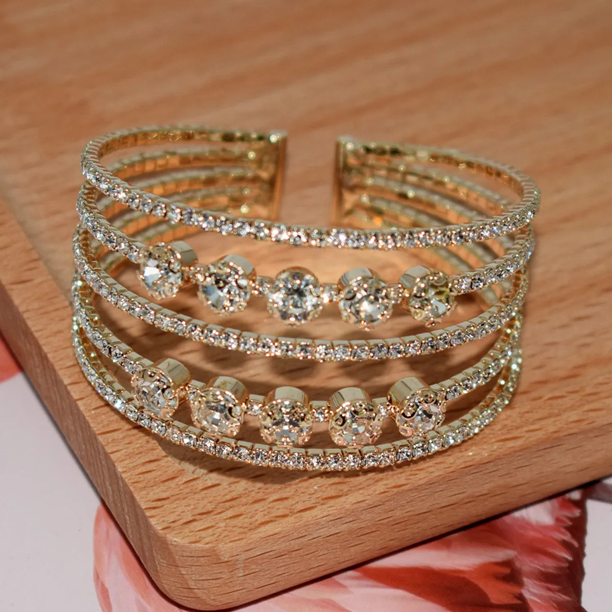 Luxurious Geometric Alloy Plating Inlay Rhinestones Women's Bangle 1 Piece