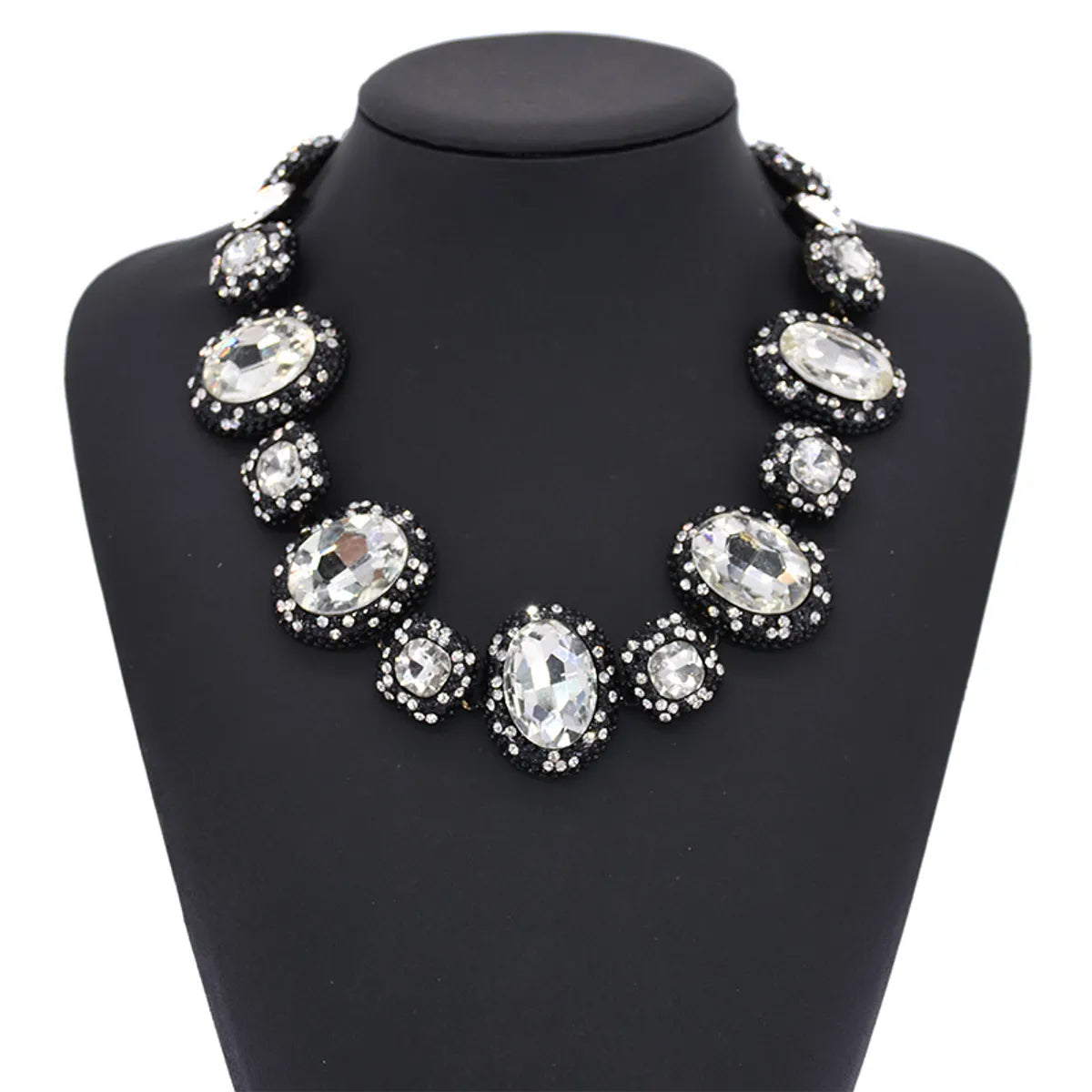 Luxurious Oval Alloy Inlay Artificial Crystal Women's Necklace