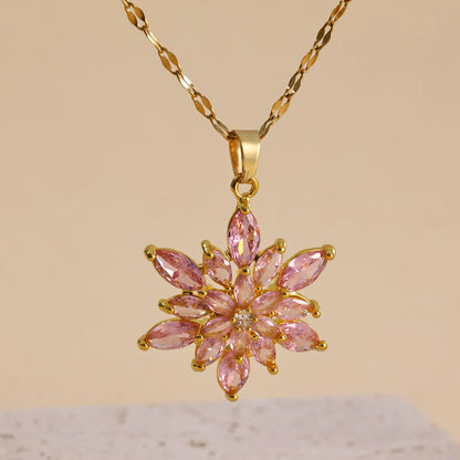 Luxurious Queen Snowflake Stainless Steel Plating Inlay Zircon 18k Gold Plated Pendant Necklace