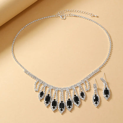 Luxurious Queen Solid Color Alloy Plating Inlay Rhinestones Silver Plated Women'S Jewelry Set