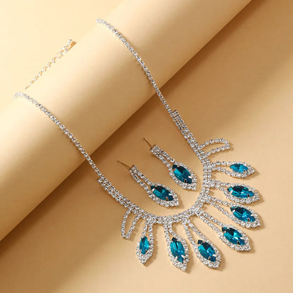 Luxurious Queen Solid Color Alloy Plating Inlay Rhinestones Silver Plated Women'S Jewelry Set