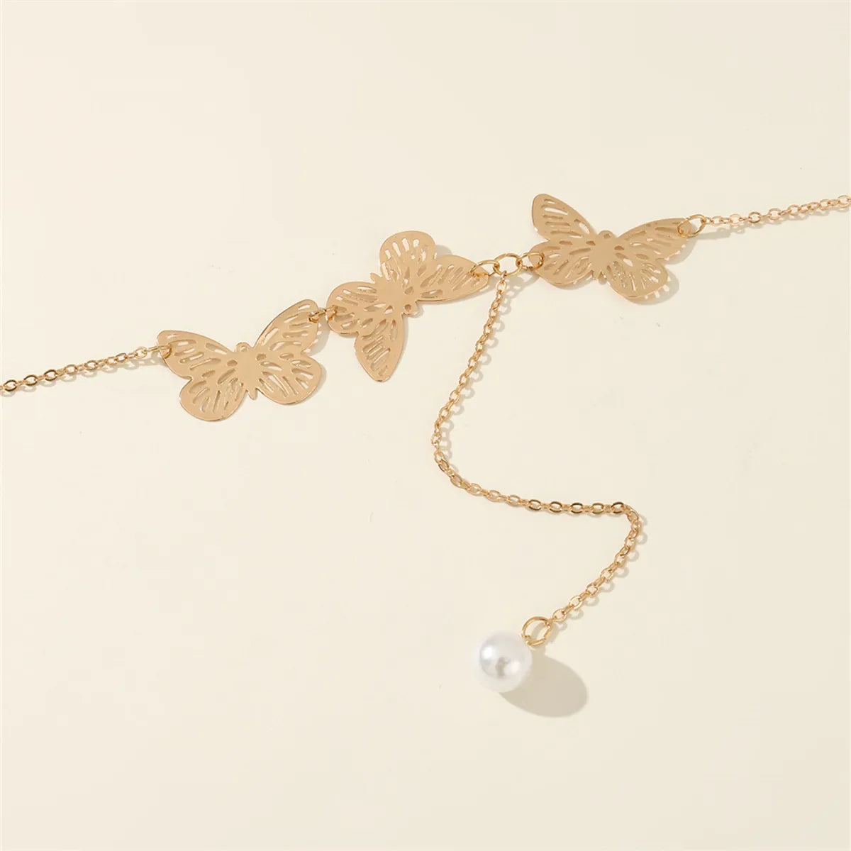 Luxurious Romantic Simple Style Butterfly Imitation Pearl Alloy Women's Pendant Necklace