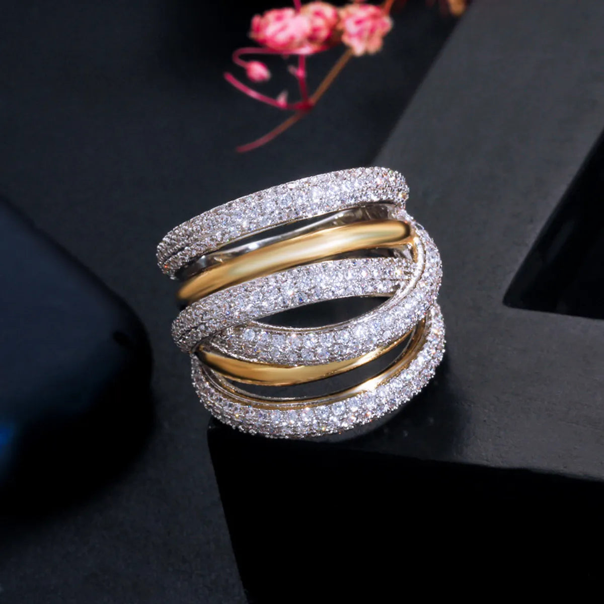 Luxurious Simple Style Solid Color Copper Gold Plated Rhodium Plated Zircon Rings In Bulk