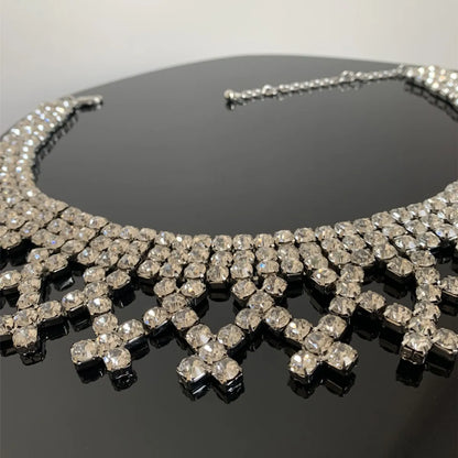 Luxurious Solid Color Silver Plated Rhinestones Alloy Wholesale Necklace