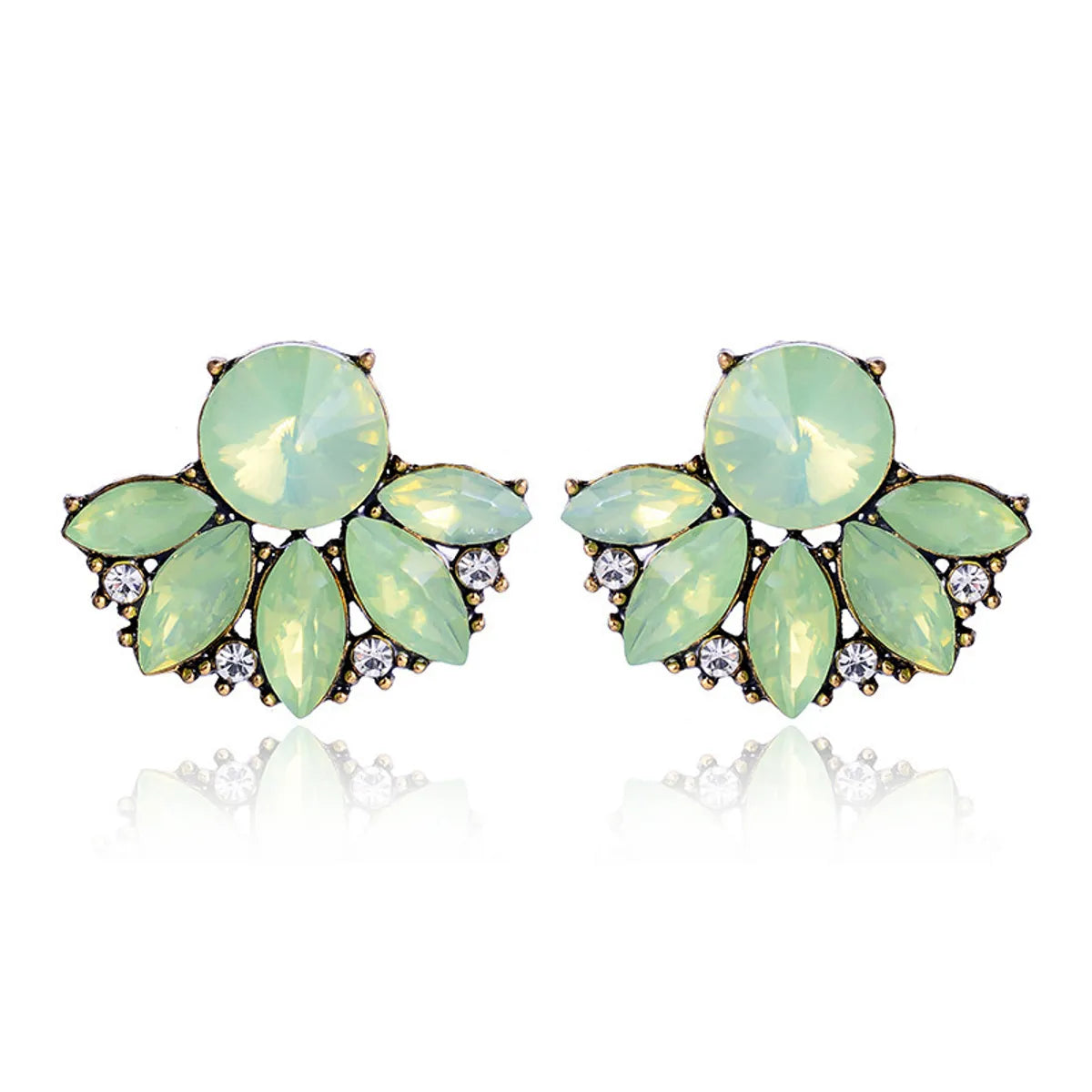 Luxurious Water Droplets Alloy Inlay Crystal Women's Ear Studs