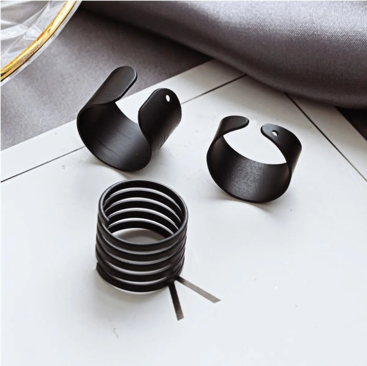 Metal Black Wrapped Animal Rings Alloy Ring