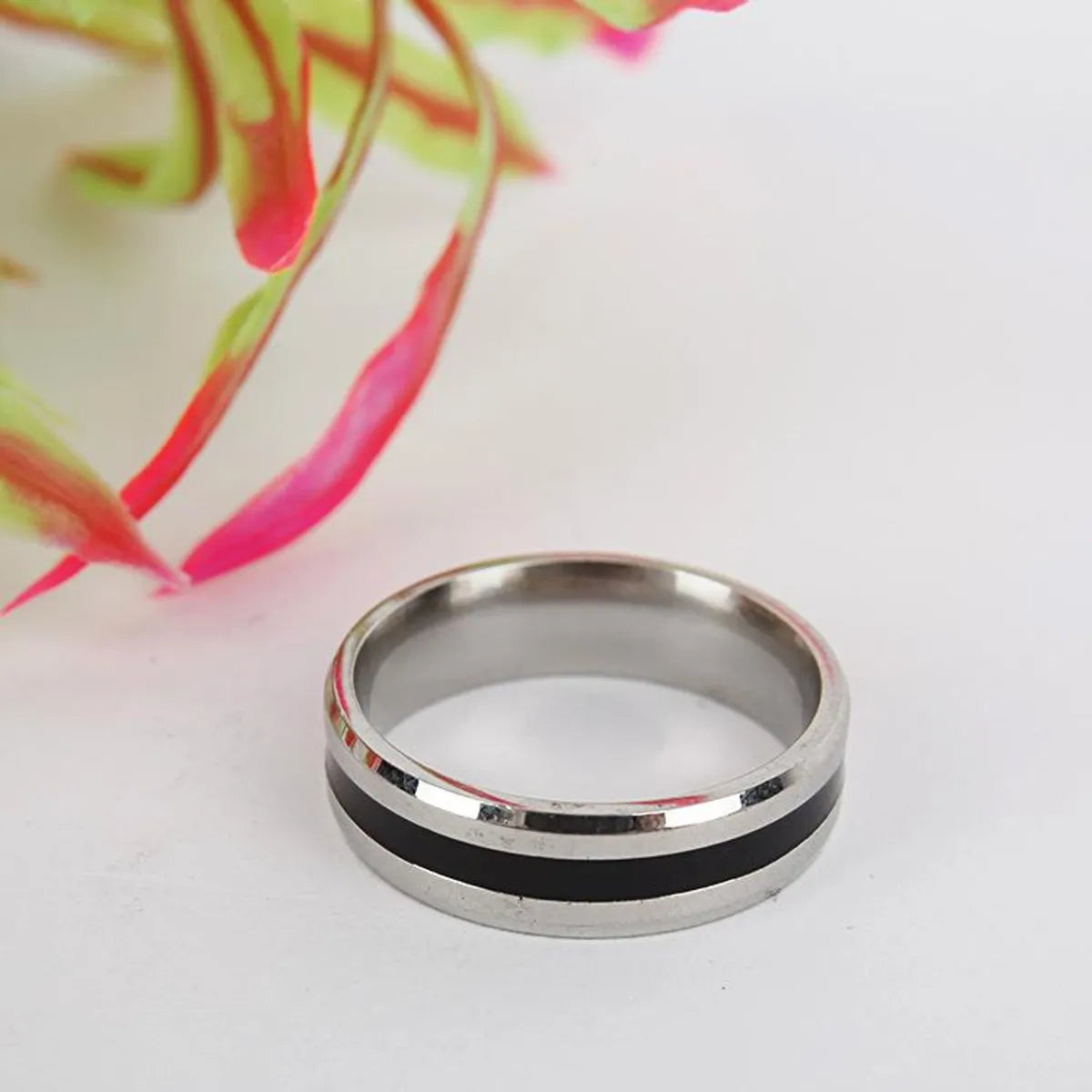 Mirror Double Beveled Titanium Steel Ring Nhtp143472