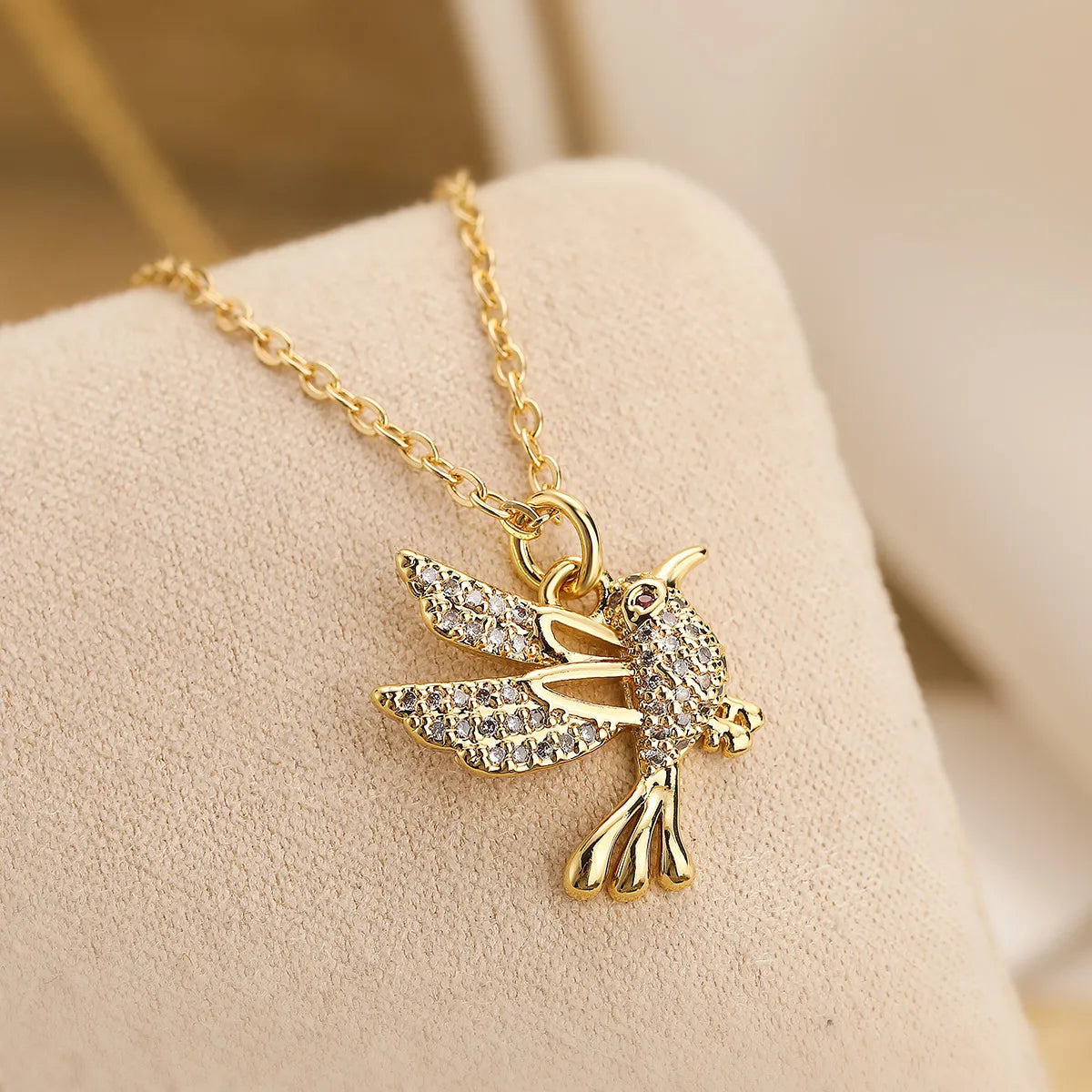 Modern Style Classic Style Bird Copper 18k Gold Plated Zircon Pendant Necklace In Bulk