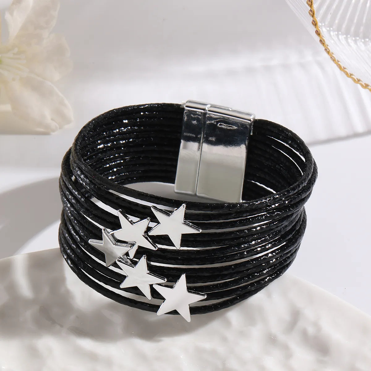 Modern Style Classic Style Circle Pu Leather Wholesale Bangle