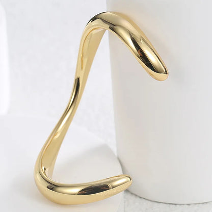 Modern Style Classic Style Commute Solid Color Copper Irregular Twist Plating 18k Gold Plated Cuff Bracelets