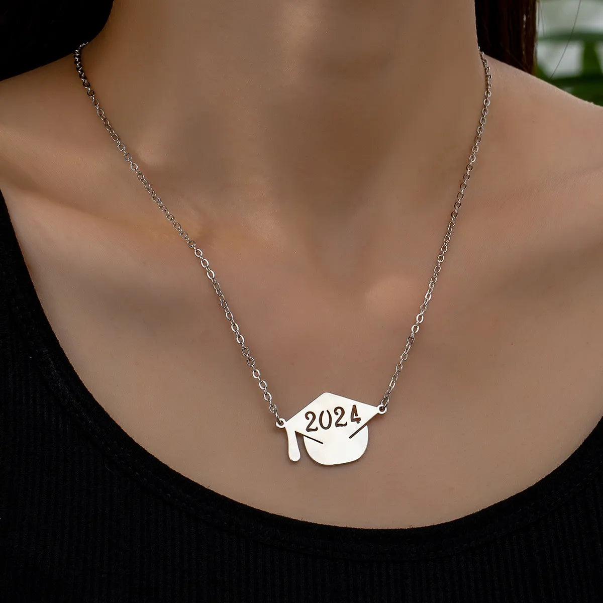 Modern Style Classic Style Doctoral Cap Number Solid Color Alloy Iron Unisex Pendant Necklace