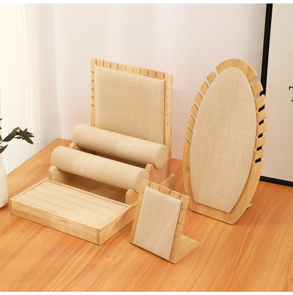 Modern Style Classic Style Solid Color Bamboo Wood Linen Jewelry Rack