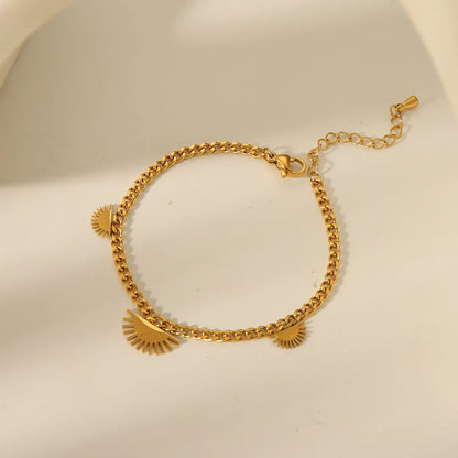 Modern Style Commute Sun Solid Color 304 Stainless Steel 18K Gold Plated Zircon Bracelets In Bulk