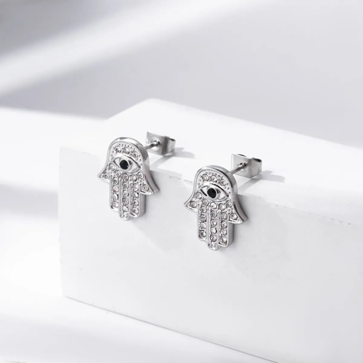 Modern Style Devil's Eye Heart Shape Snake Stainless Steel Inlay Zircon Ear Studs