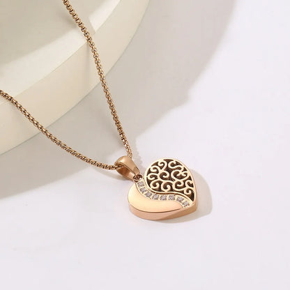 Modern Style Heart Shape Titanium Steel Plating 18k Gold Plated Pendant Necklace