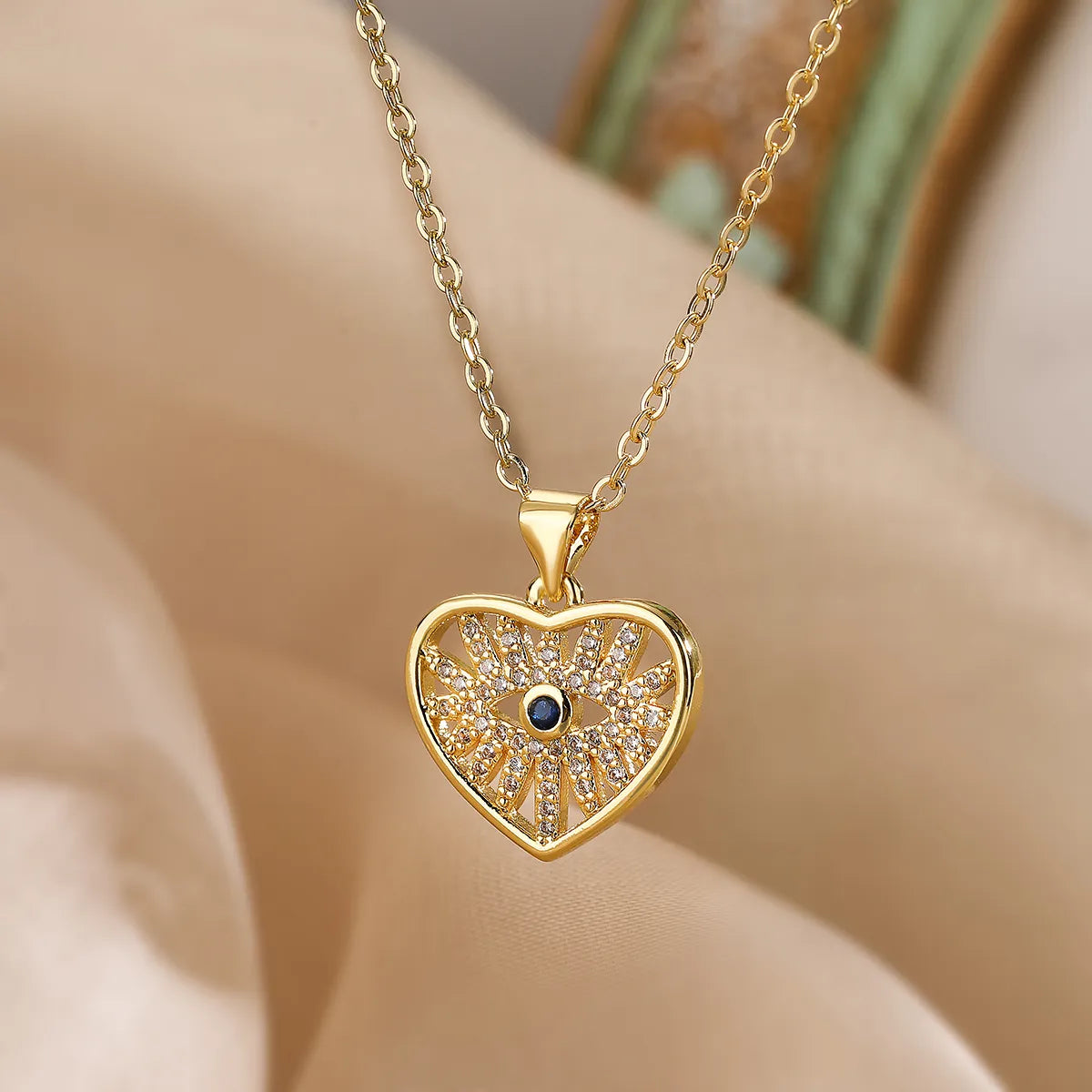 Modern Style Korean Style Geometric Devil's Eye Heart Shape Copper Plating Hollow Out Inlay Zircon 18k Gold Plated Pendant Necklace